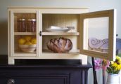 Golding gourmet cabinet
